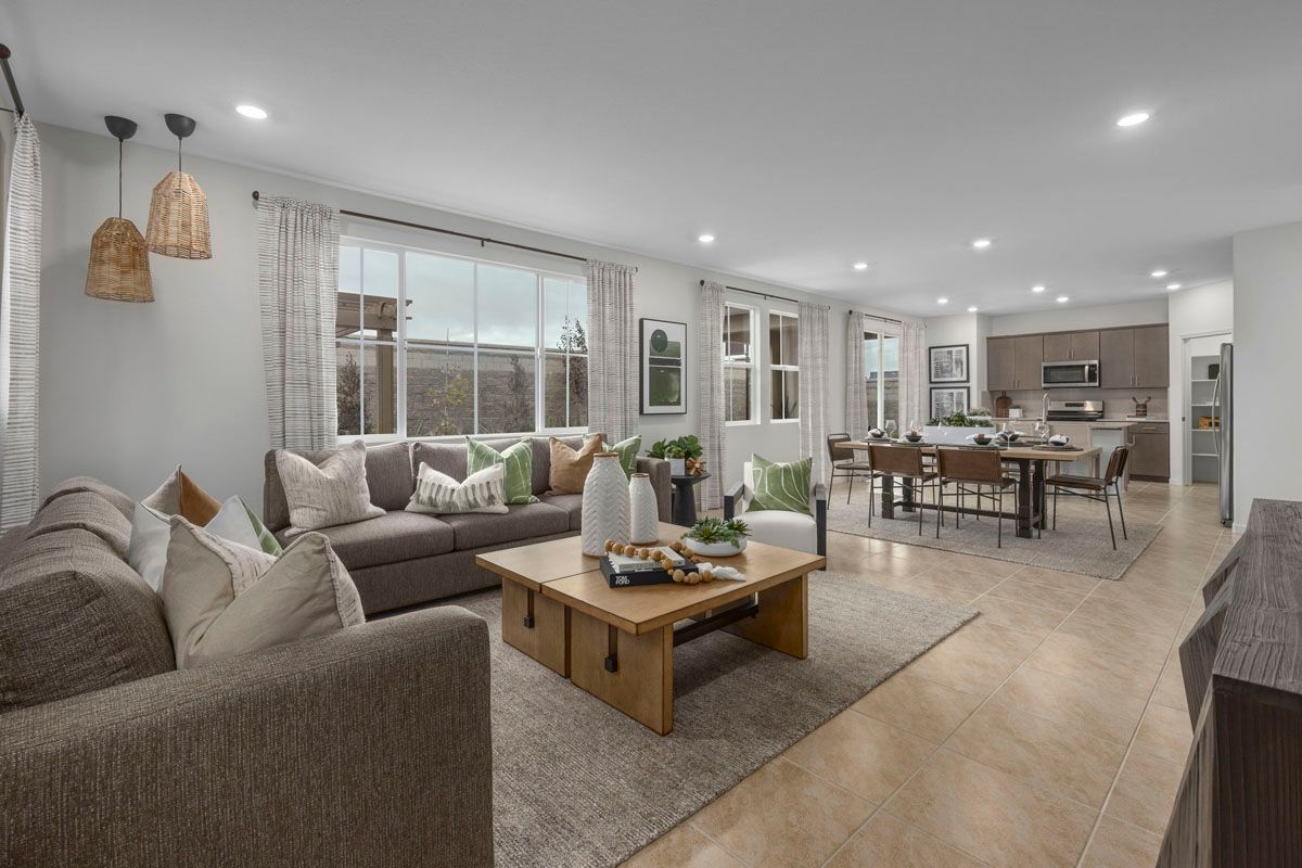 1705 Apiary Way. Hughson, CA 95326