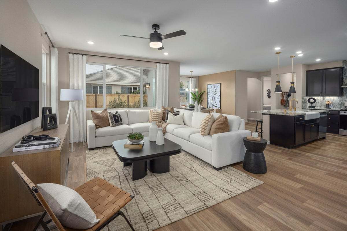 Plan 1600 Modeled - Great room