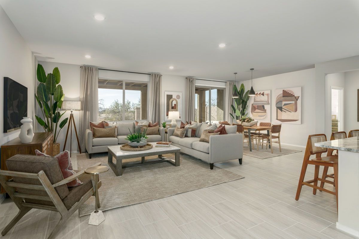 819 W Calle Cajilla. Sahuarita, AZ 85629