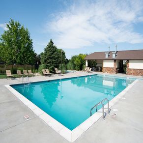 Community pool