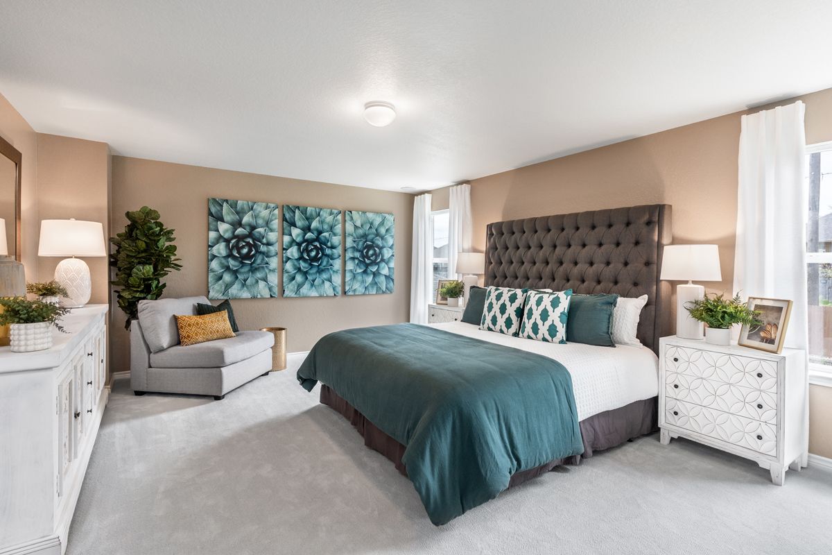 Plan 2154 - Primary bedroom