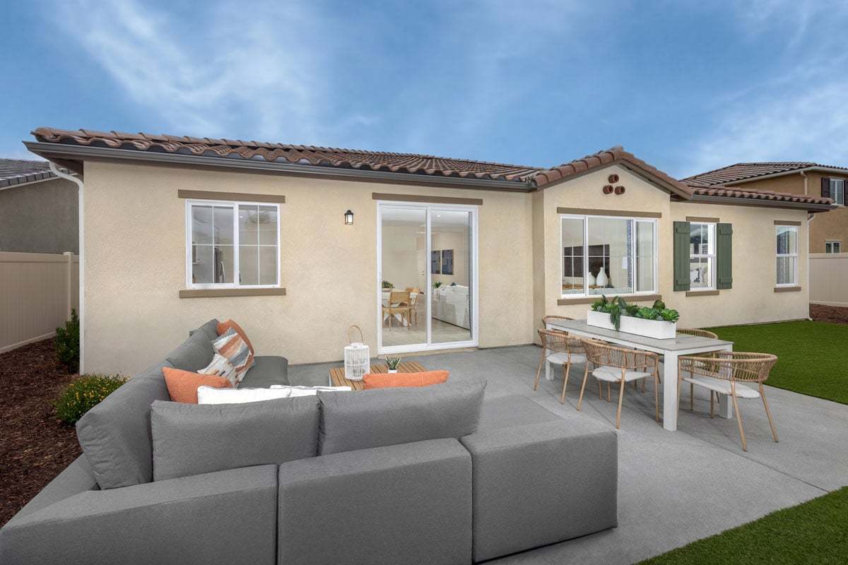 Plan 2322 Modeled - Rear exterior