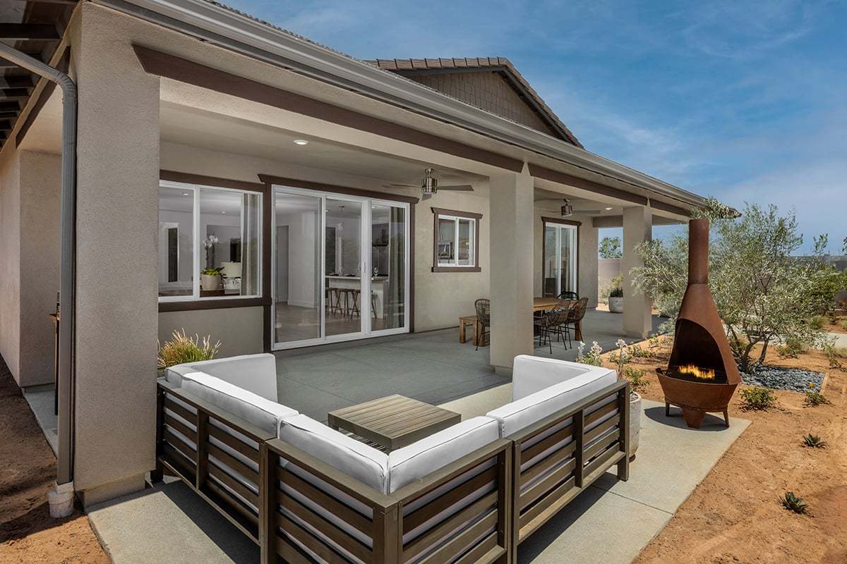 Plan 2370 - Rear exterior