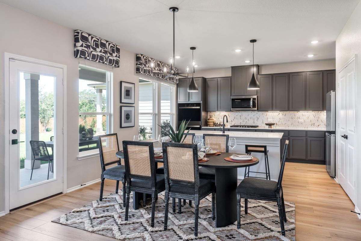 Plan 2429 - Dining area