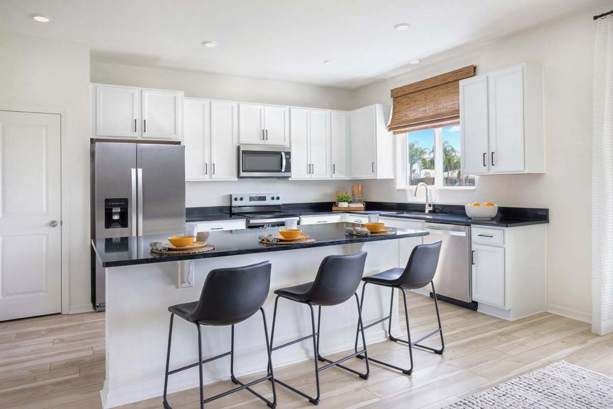 Plan 2566 Modeled - Kitchen
