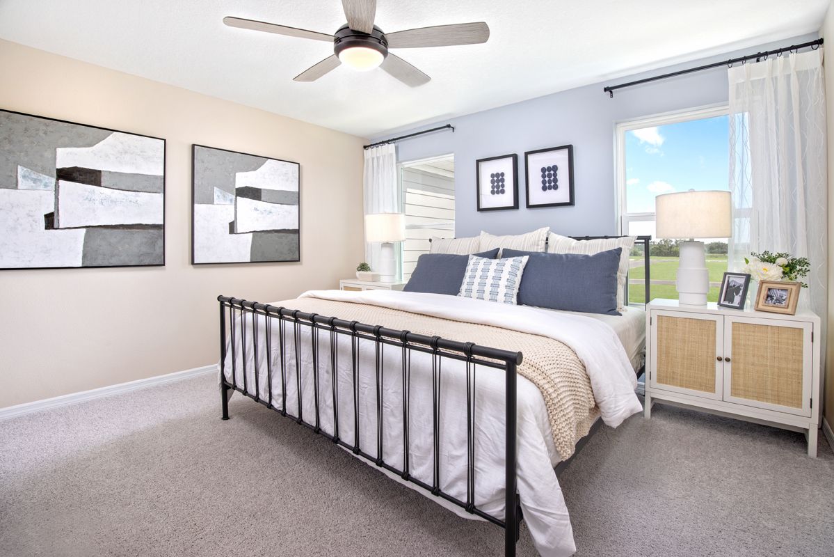 Plan 1557 - Primary bedroom