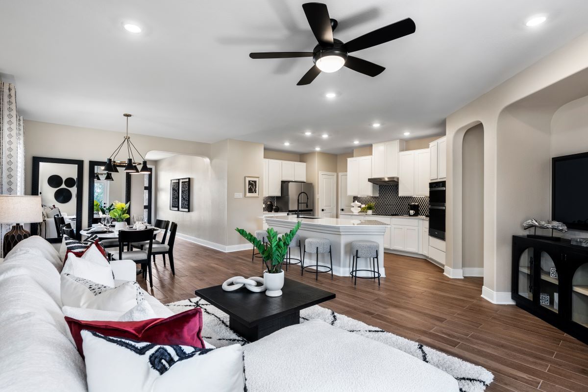 Plan 2410 Modeled - Great room