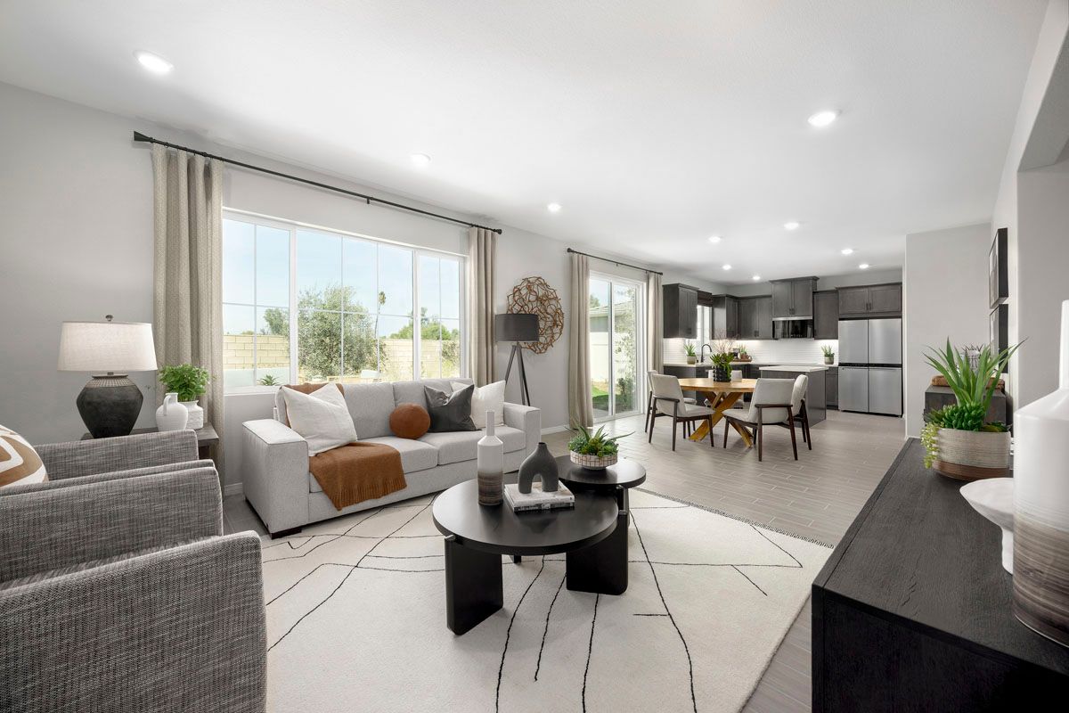 Plan 2218 Modeled - Great room
