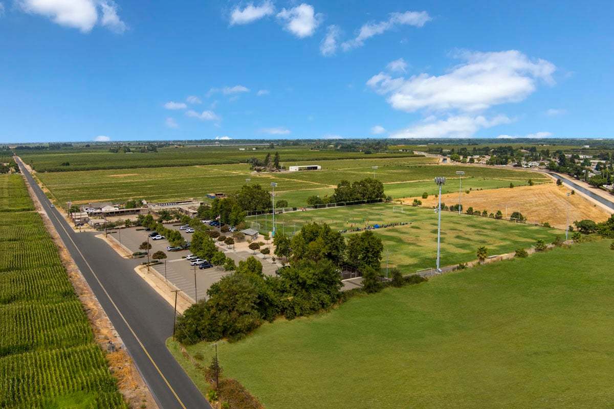 Riverbank Sports Complex nearby