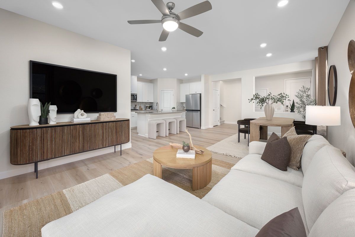 Plan 2090 Modeled - Great room