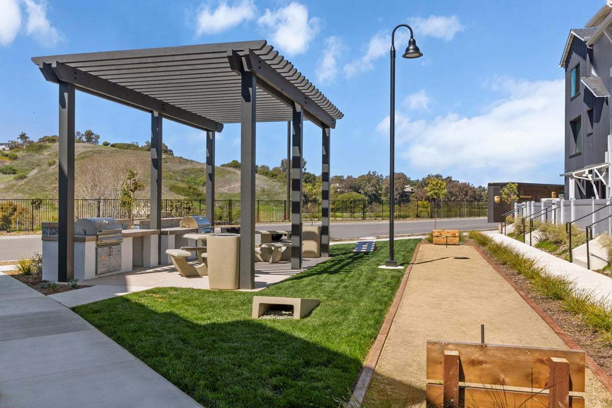 Community horseshoe area