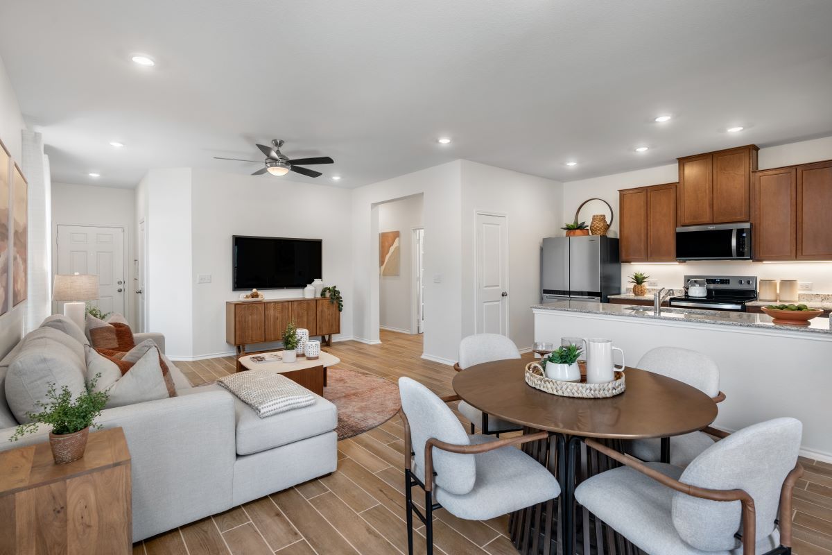 Plan 1360 Modeled - Great room