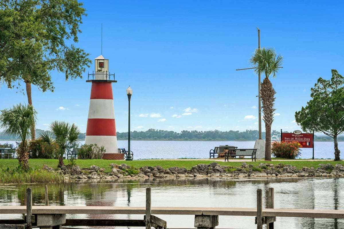 Near Grantham Pointe Lighthouse