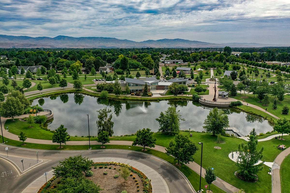 Short drive to Kleiner Memorial Park