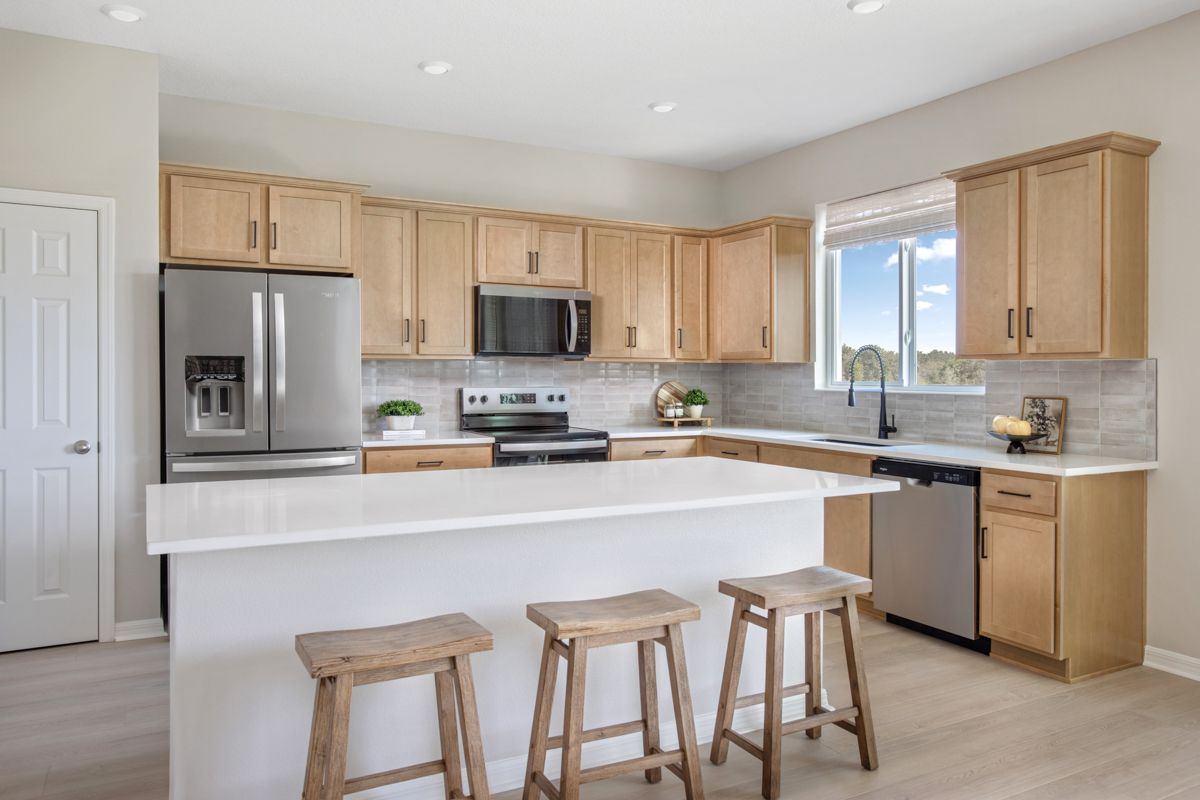 Plan 2566 Modeled - Kitchen