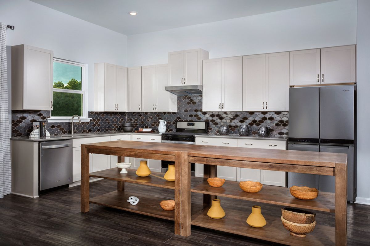 Plan 1910 Modeled - Kitchen