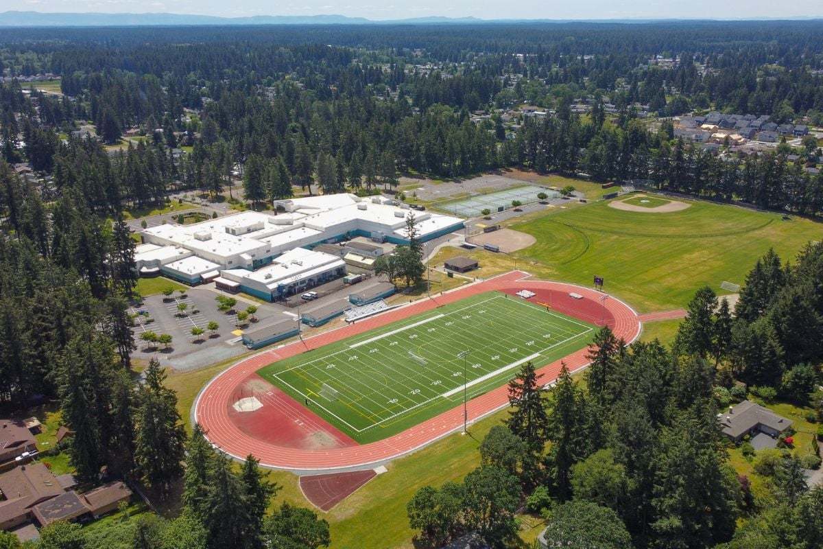 11 minutes to Spanaway Lake High School