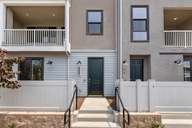 Coral Springs por KB Home en San Diego California