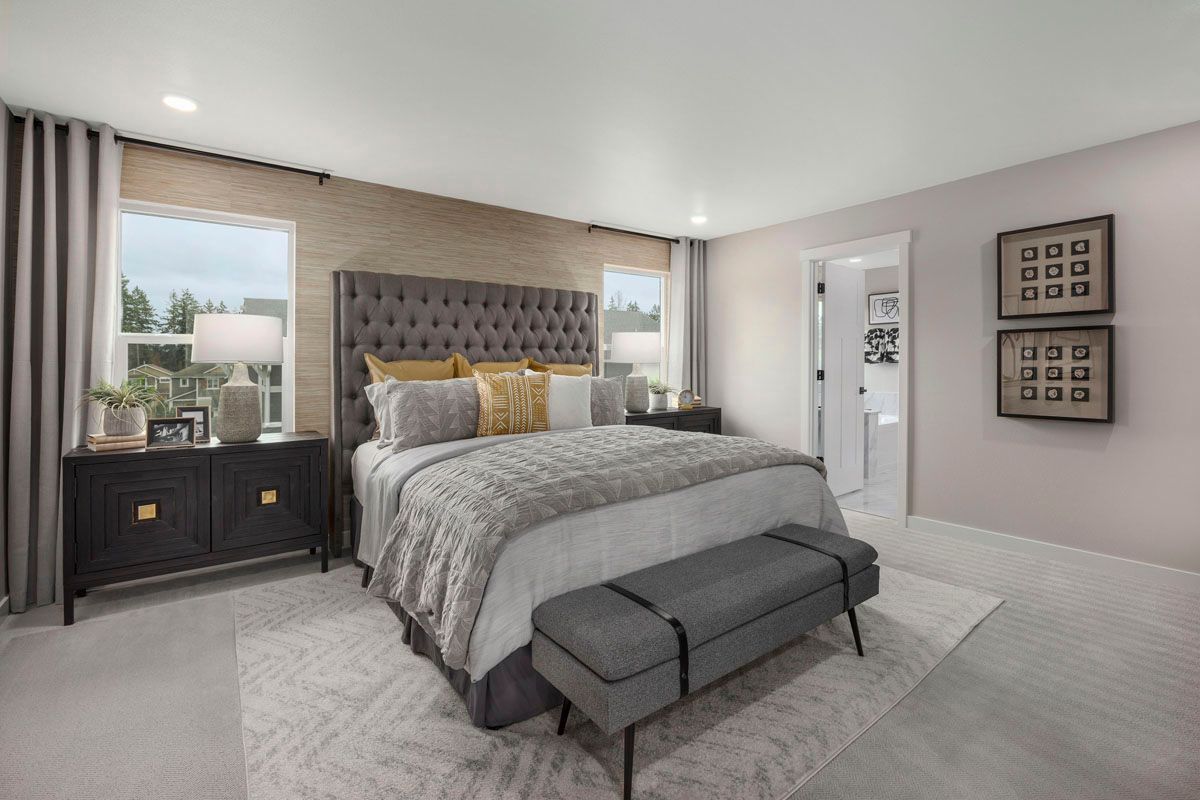Plan 2070 - Primary bedroom