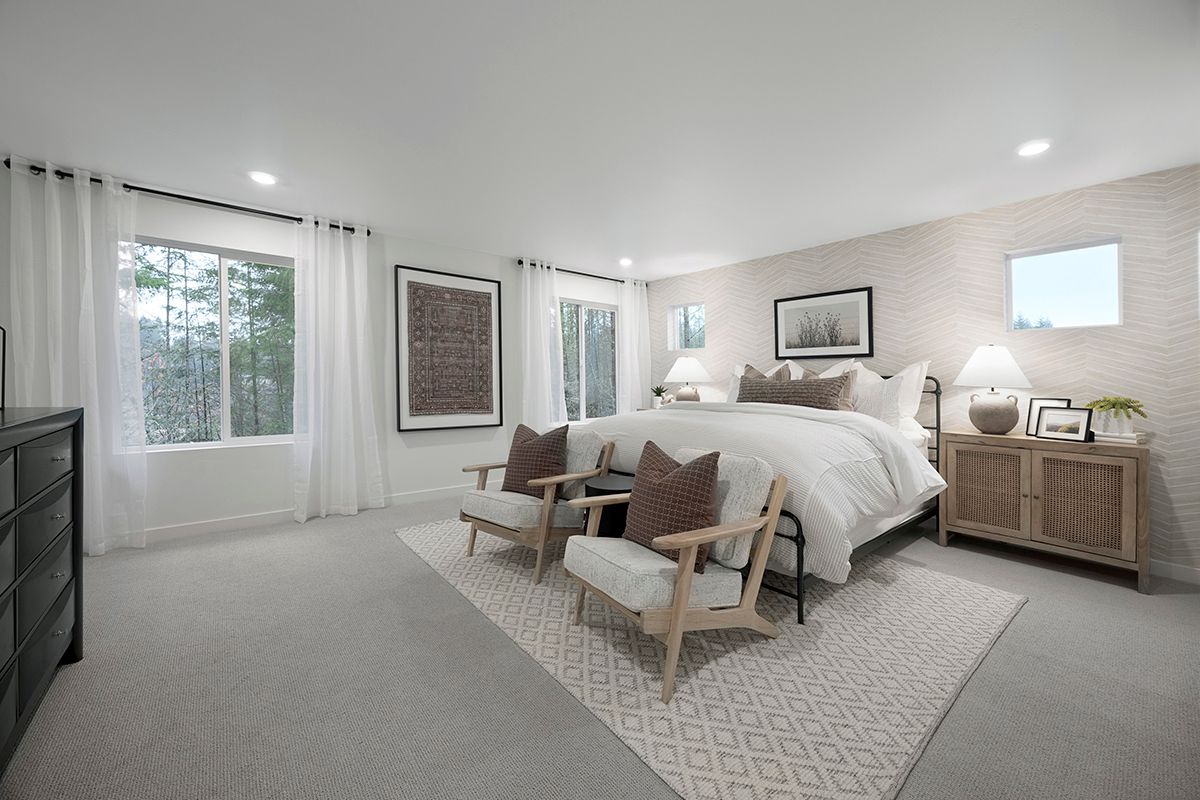 Plan 2350 - Primary bedroom