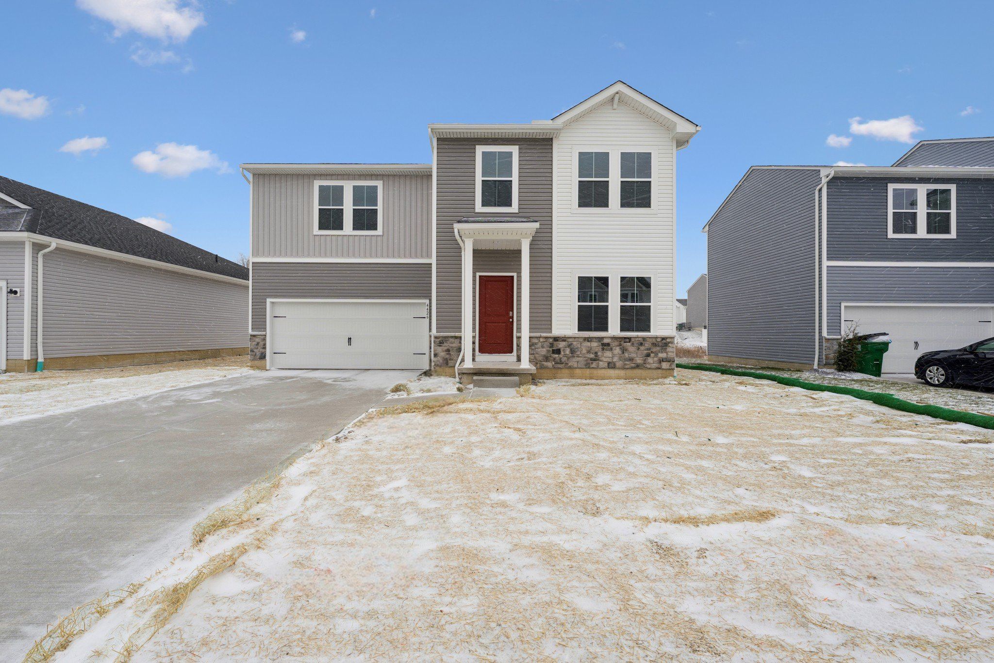 4426 Oak Avenue (Forsythia)