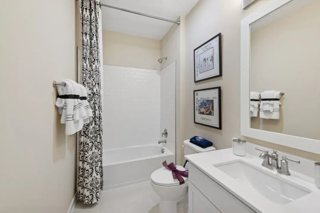 Bedroom 2 Bath