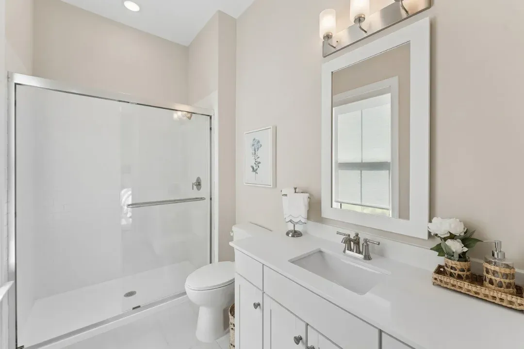 Extra Suite Bath