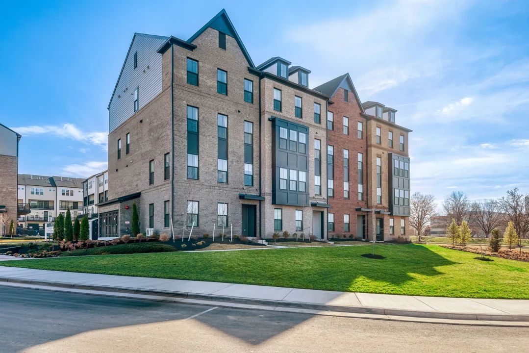 Luxurious Townhomes