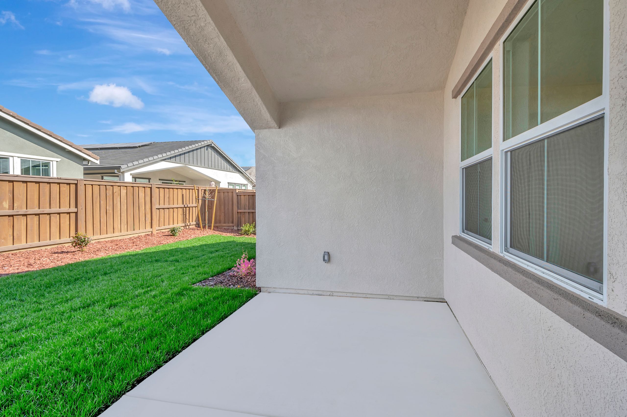 2290 Maze Way (Faroe)