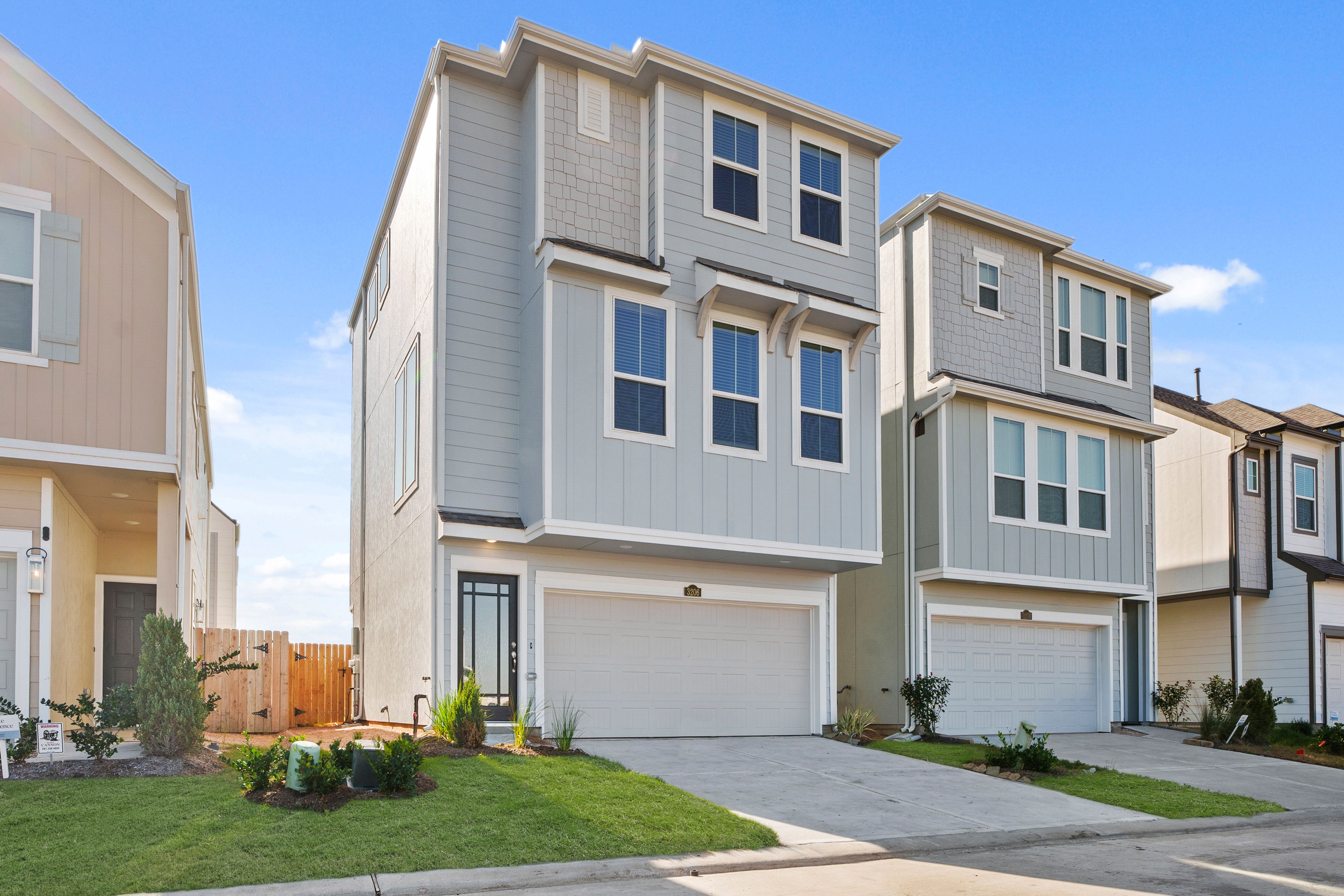 3206 La Rambla Dr (Lincoln II)