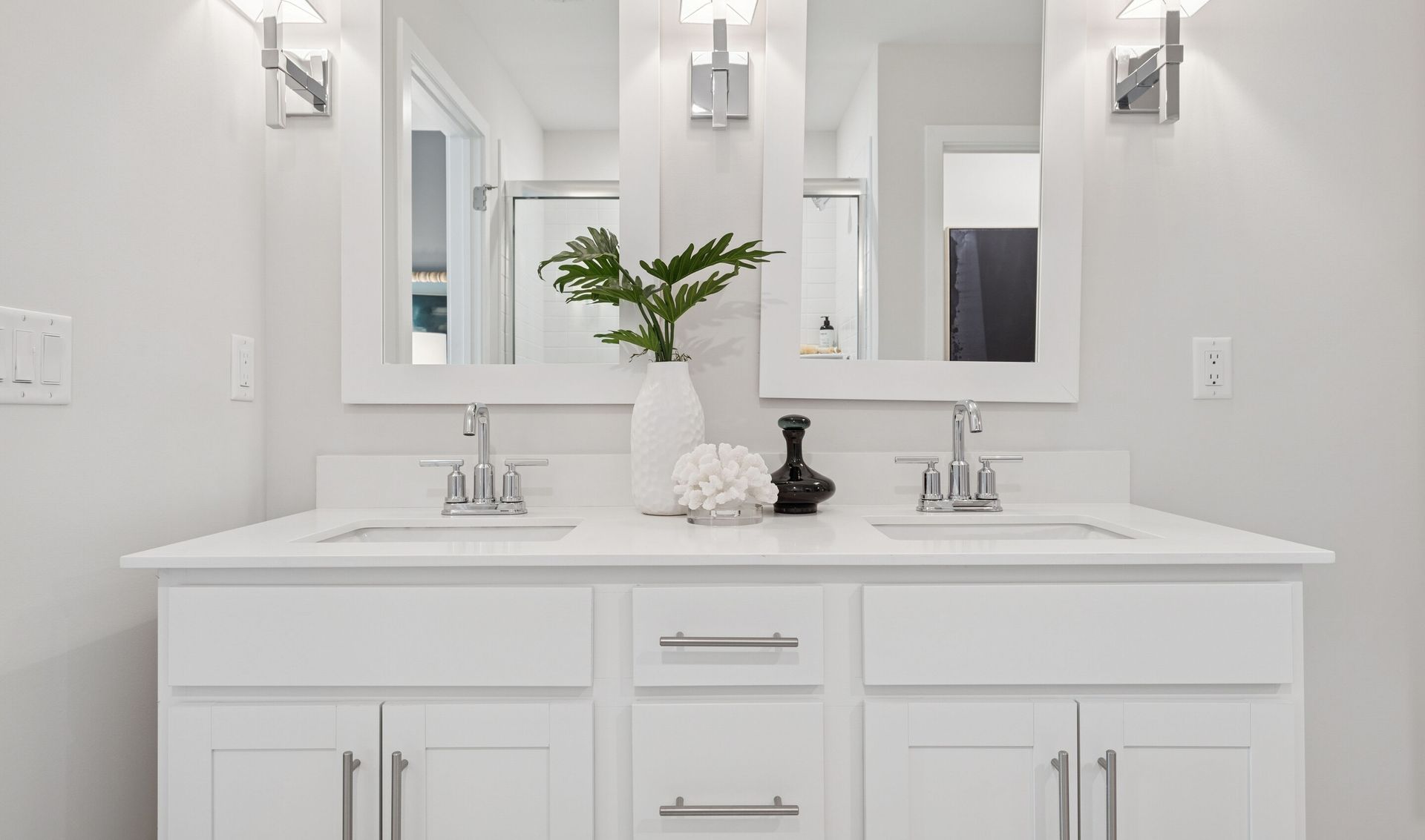 Chrome finishes in primary bath