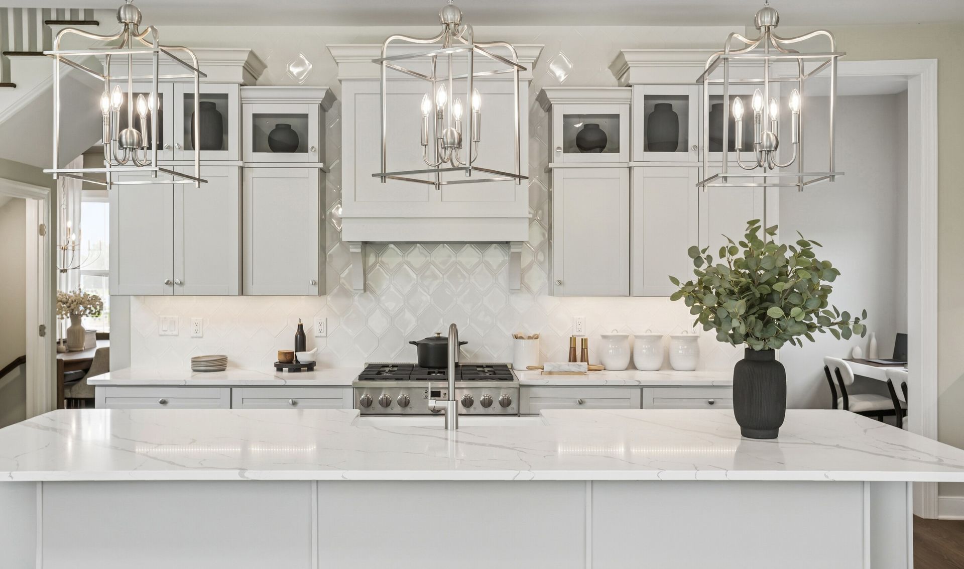 White hex backsplash