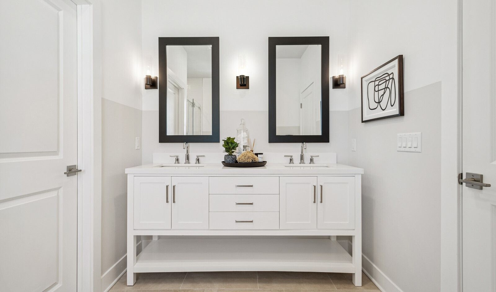 Primary bath with freestanding vanity
