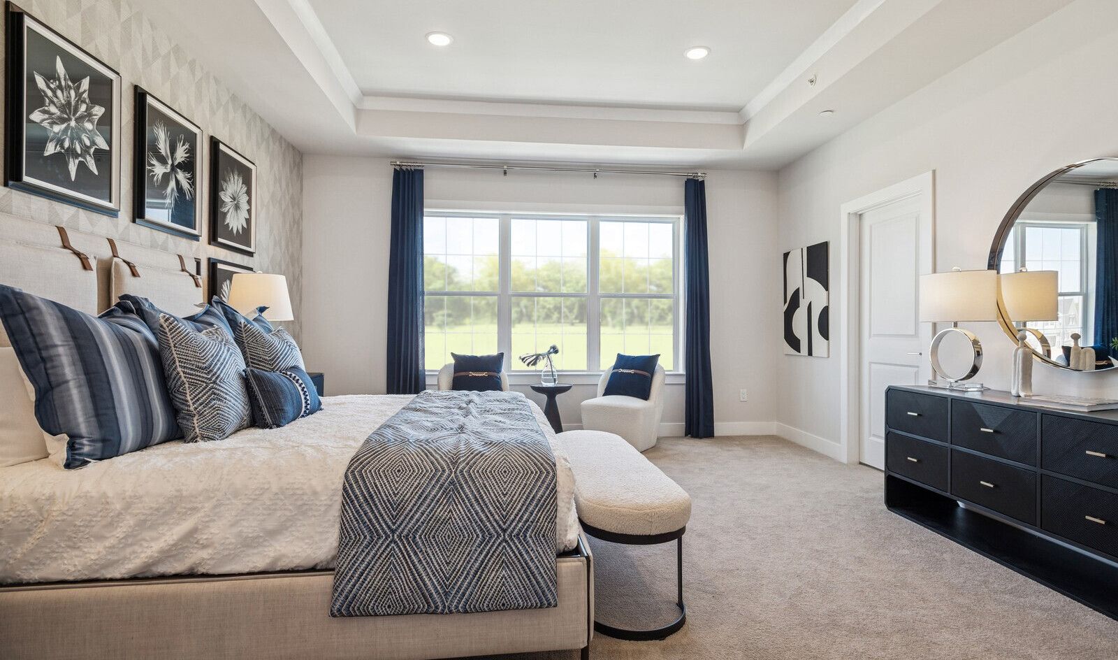 Primary suite with ceiling treatment