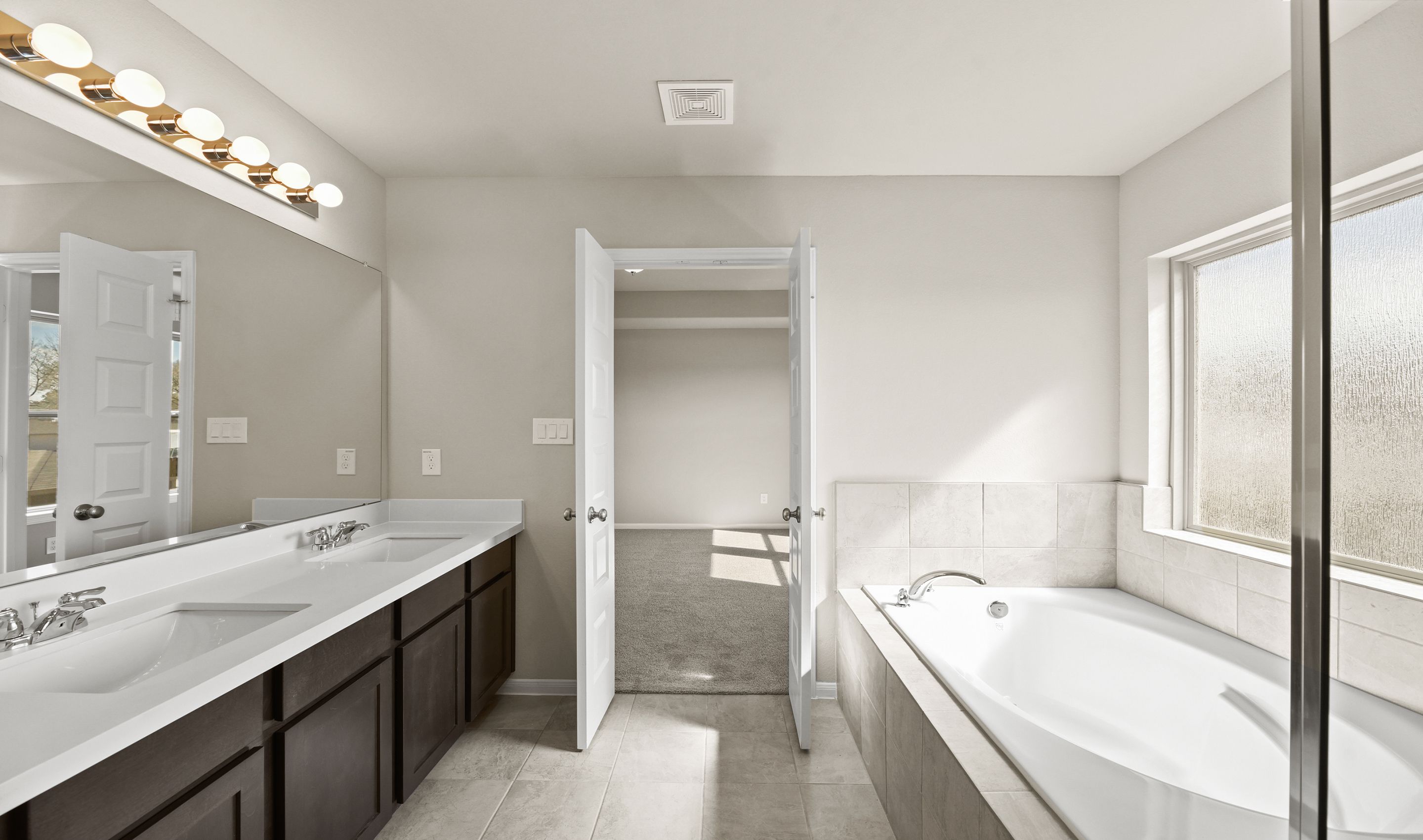 Owner's Luxury Bath