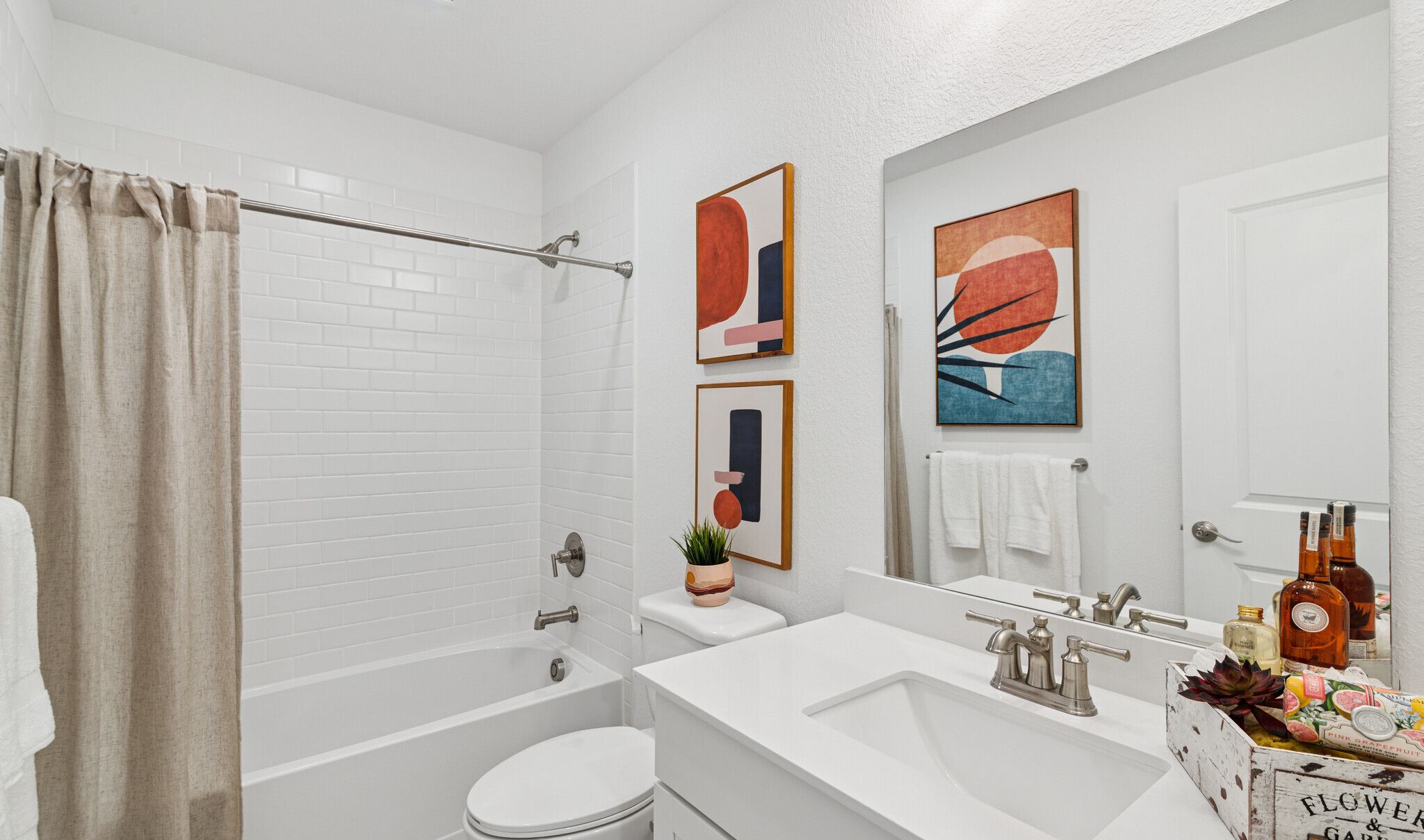 Hall Bath 3