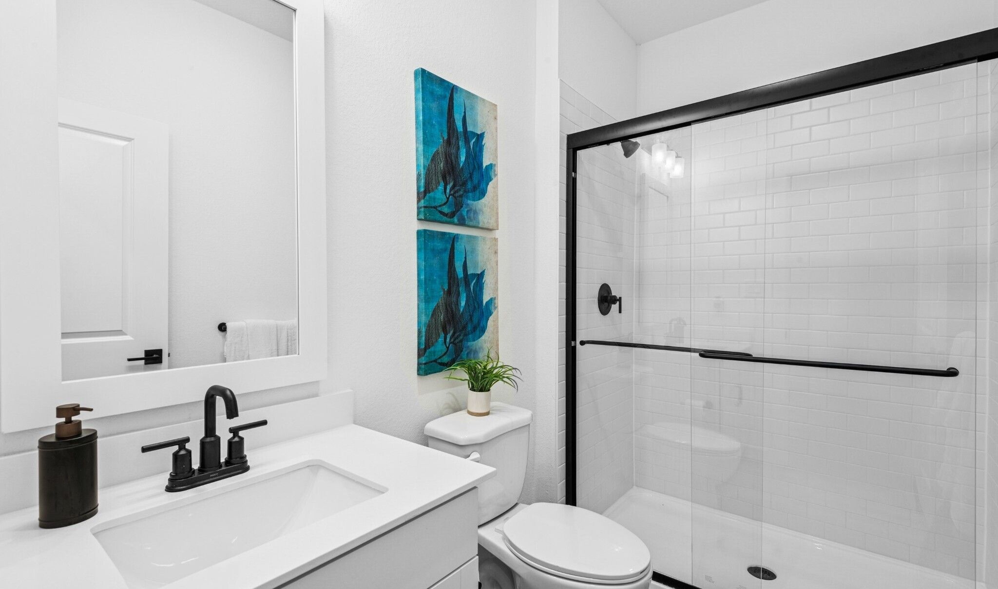 Hall Bath 2