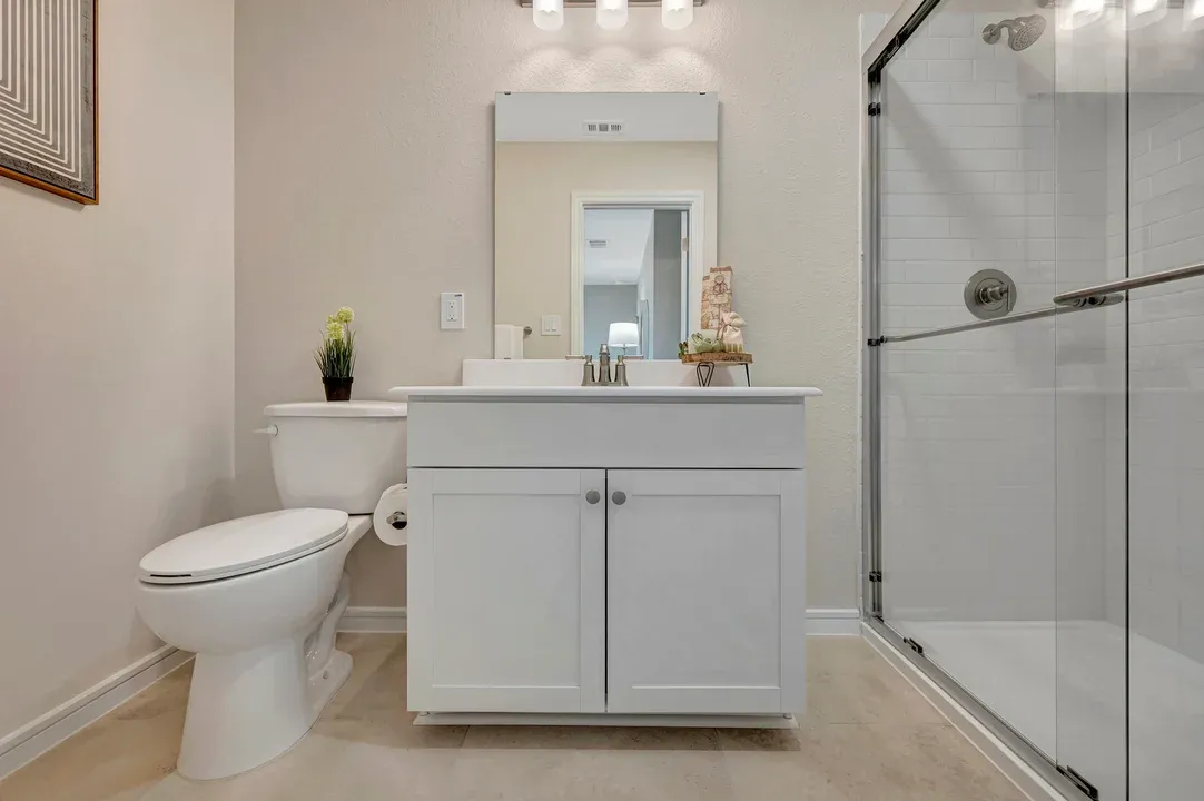 Bedroom 2 Bath
