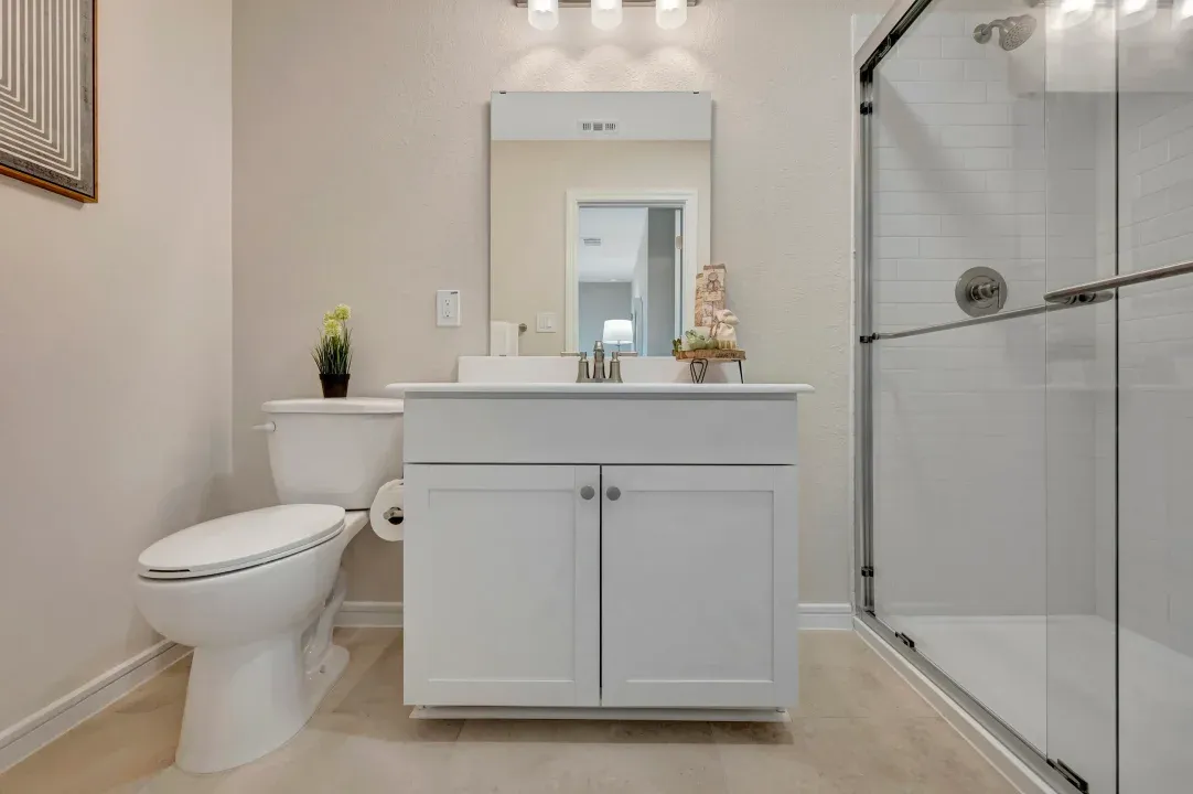 Bedroom 2 Bath