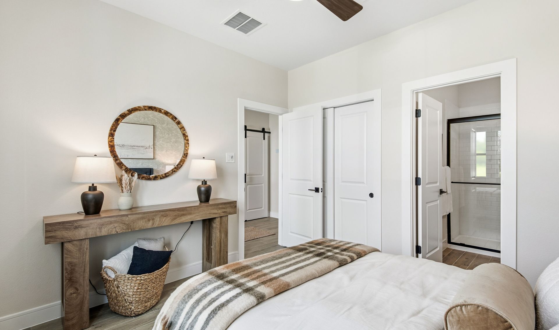 Extra Suite