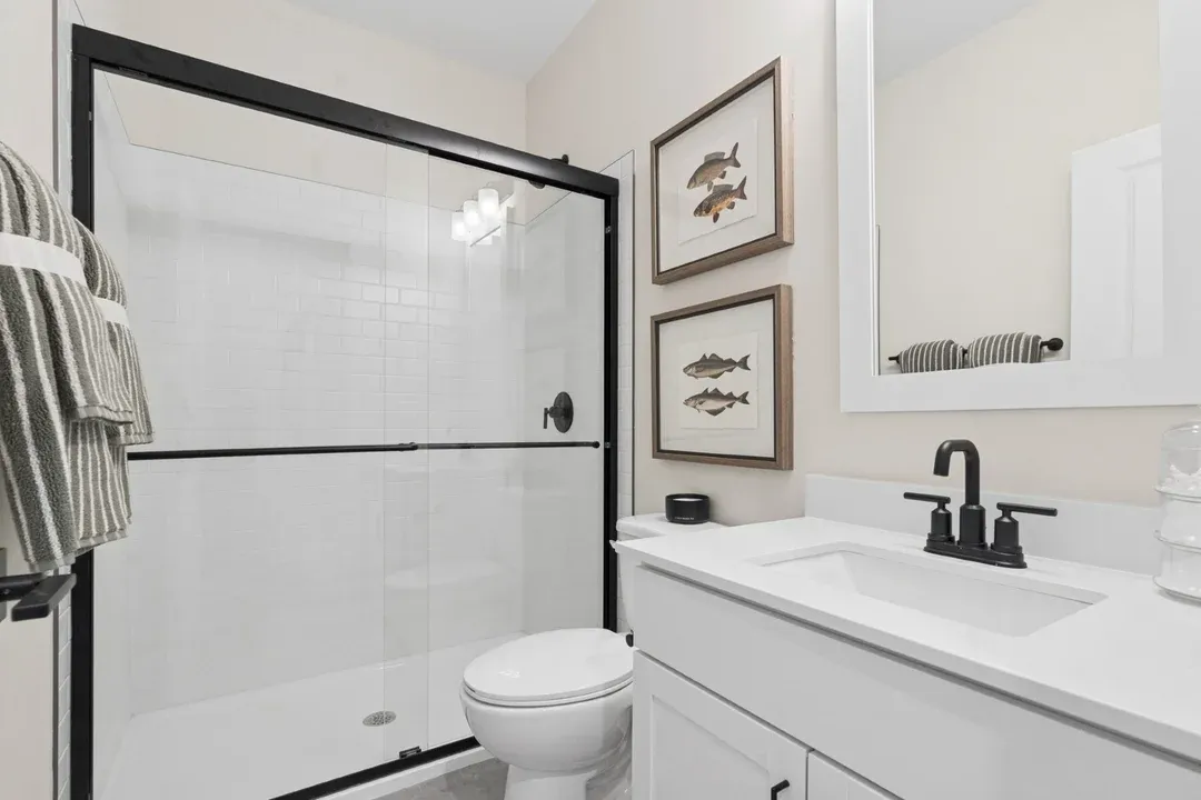 Extra Suite Bath