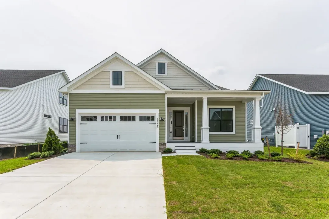 15450 Solomon Way (Eastwood Loft)