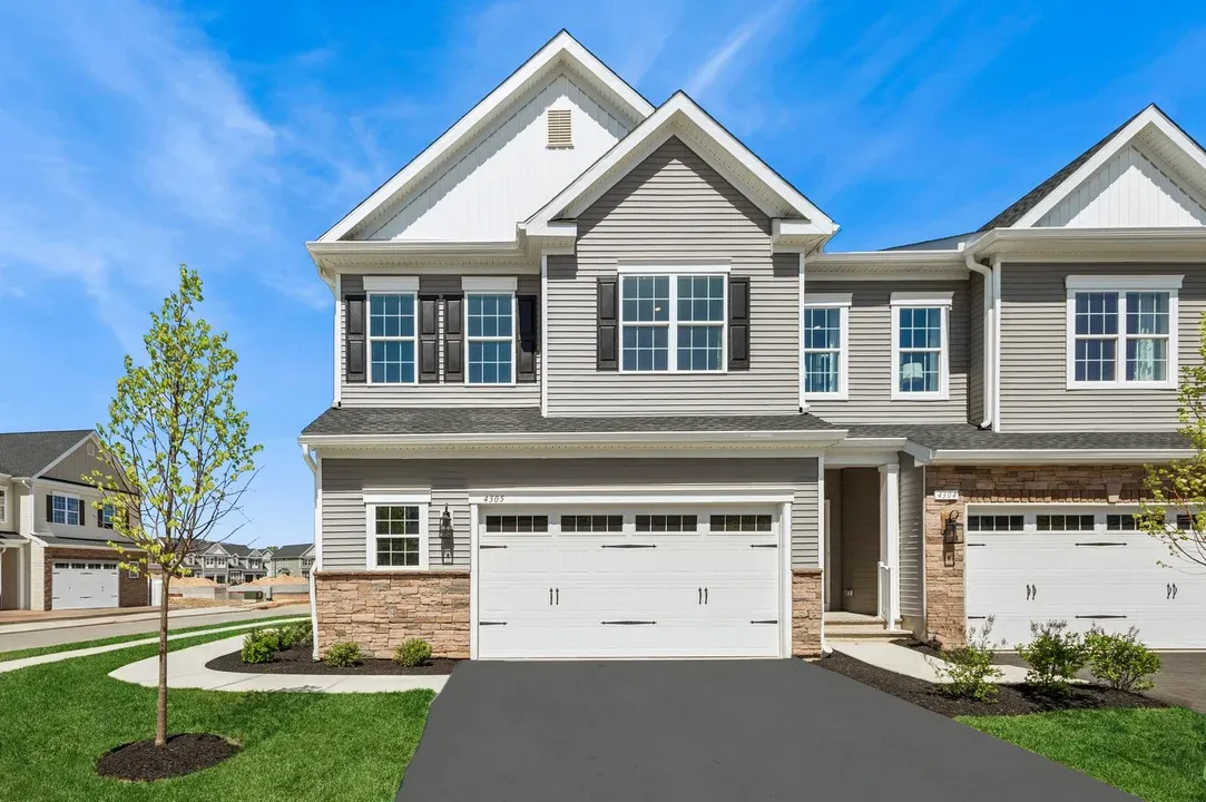 casa en Townes at West Windsor por K. Hovnanian® Homes