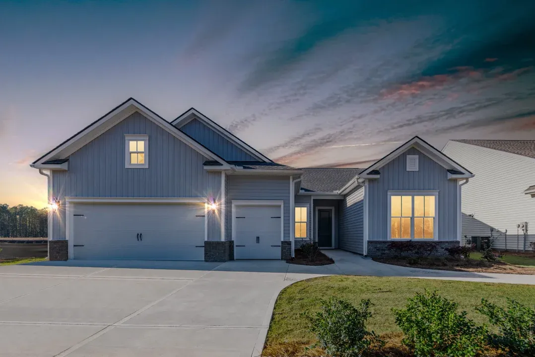 casa en K. Hovnanian's® Four Seasons at Carolina Oaks por K. Hovnanian's® Four Seasons