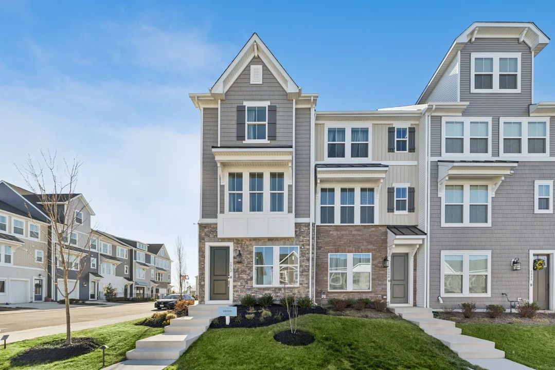 Luxurious Townhomes