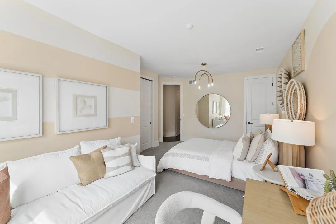 Extra Suite Sitting Room