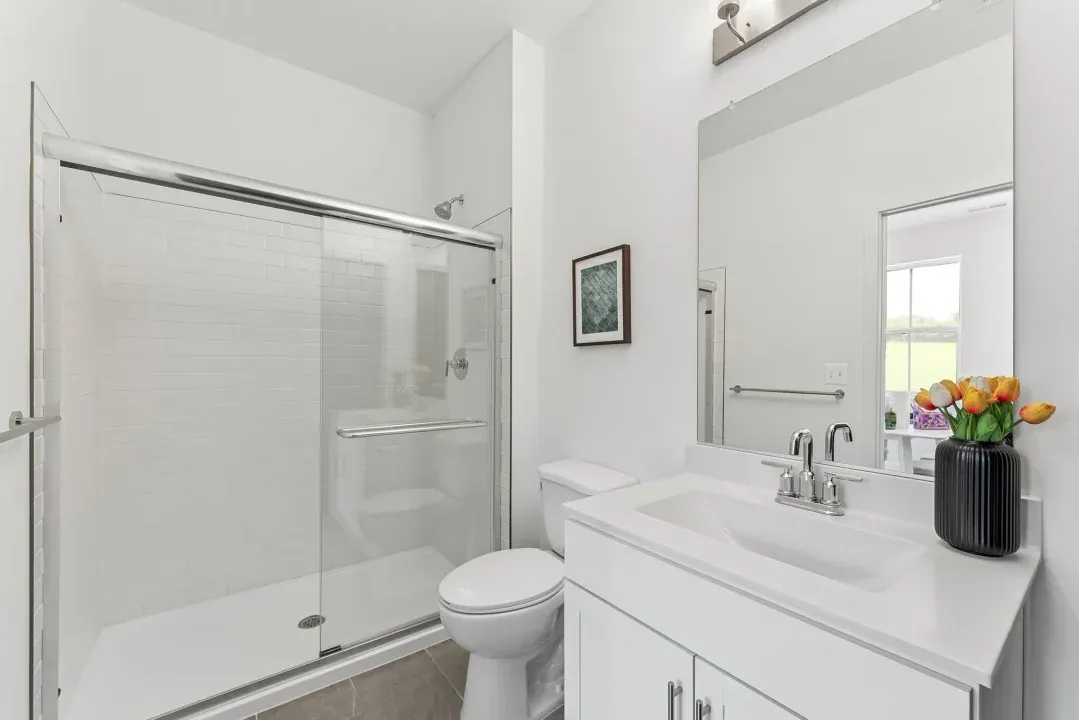 Extra Suite Bath