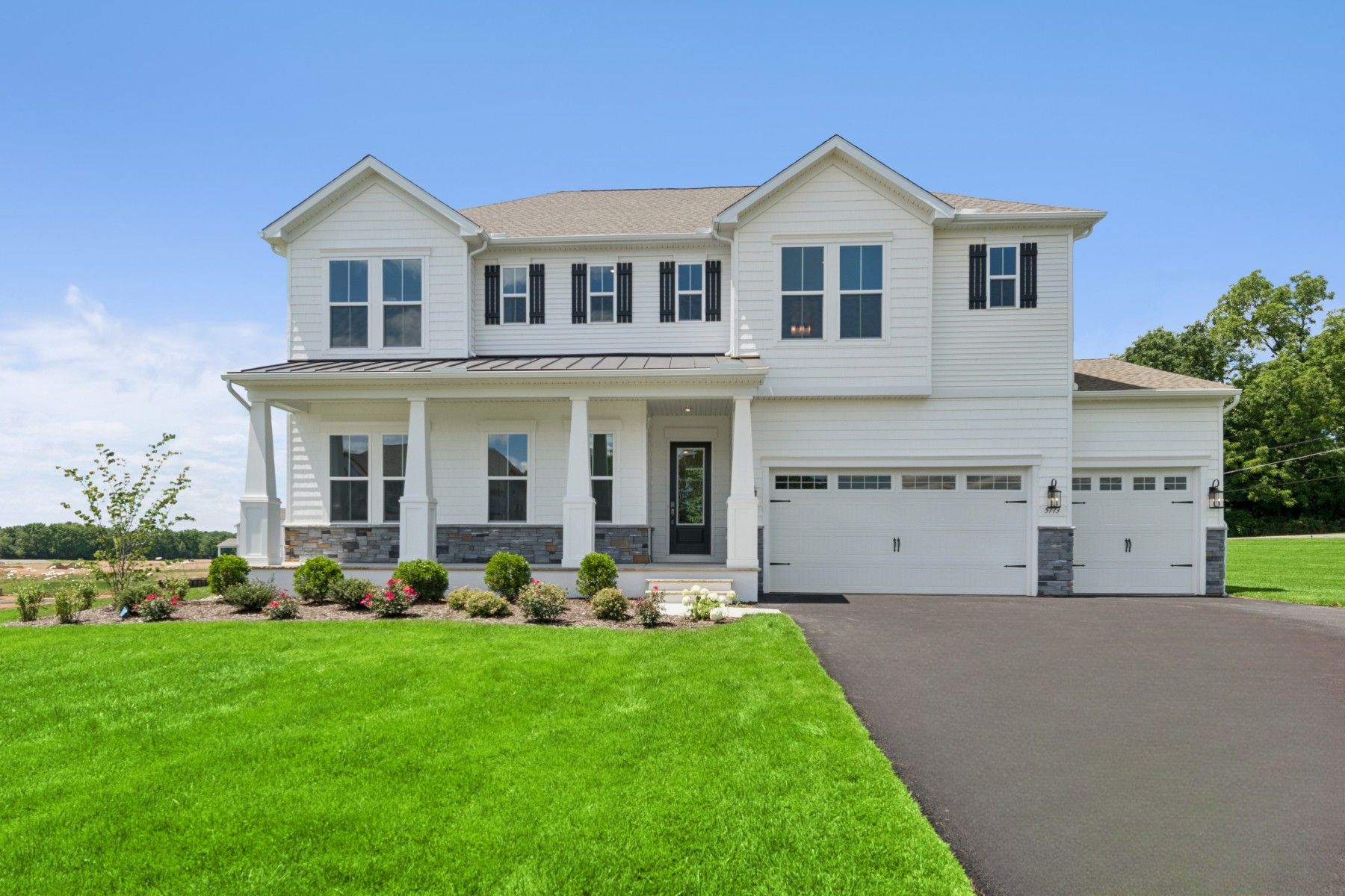 5773 Lawrence Street (Varna ESP)