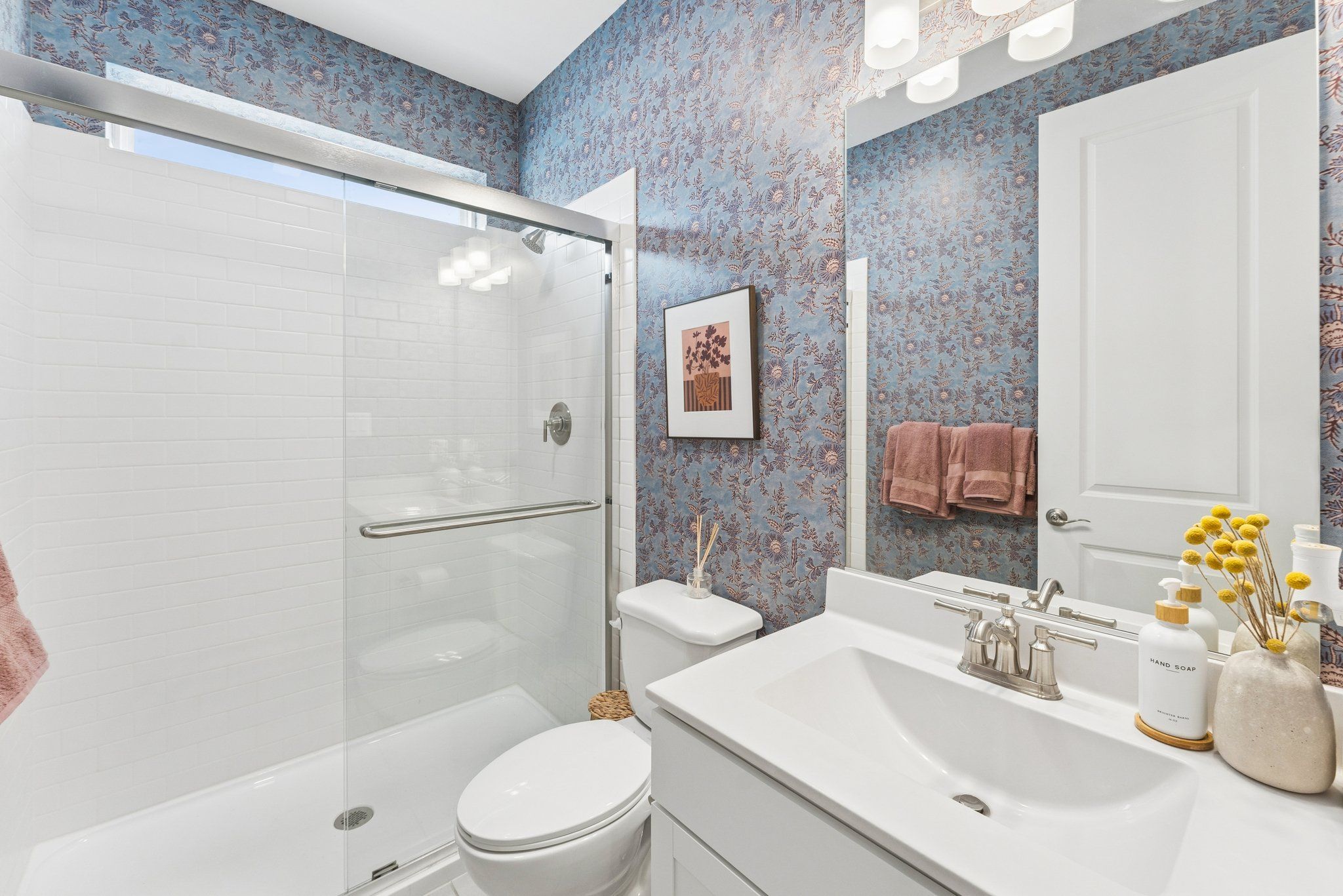 Hall Bath 2