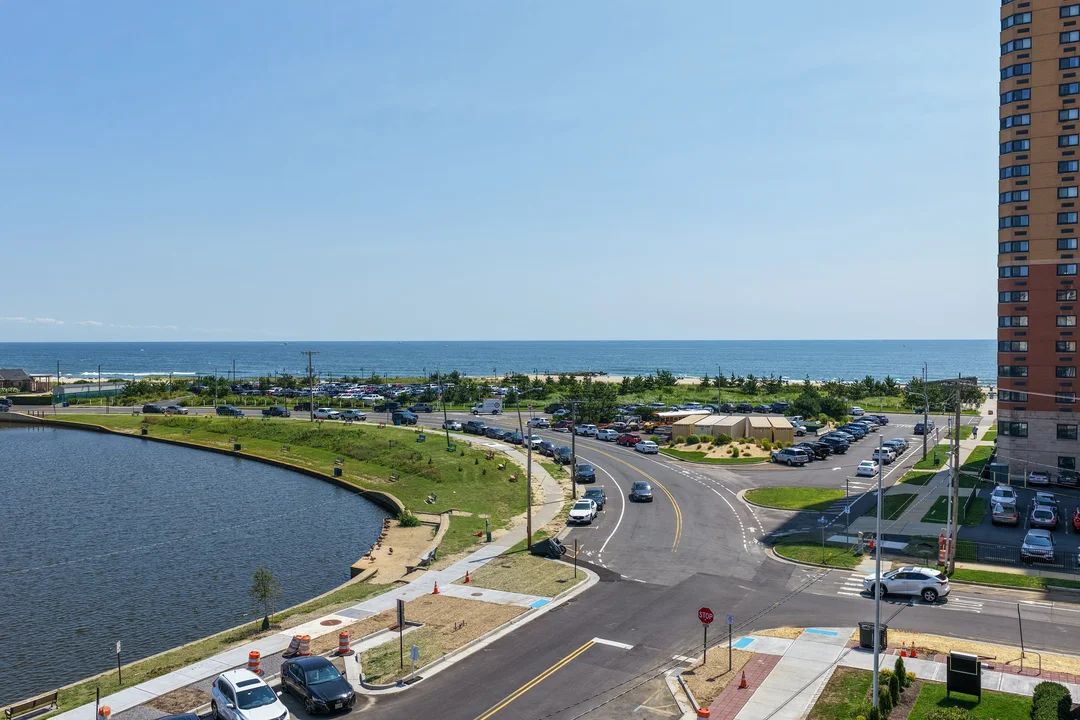 Approximate view shown. Actual view may vary and is subject to change.